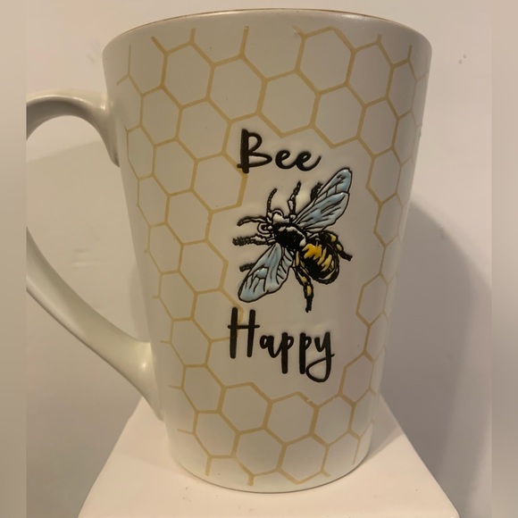 Other - Bee 🐝 Happy Mug